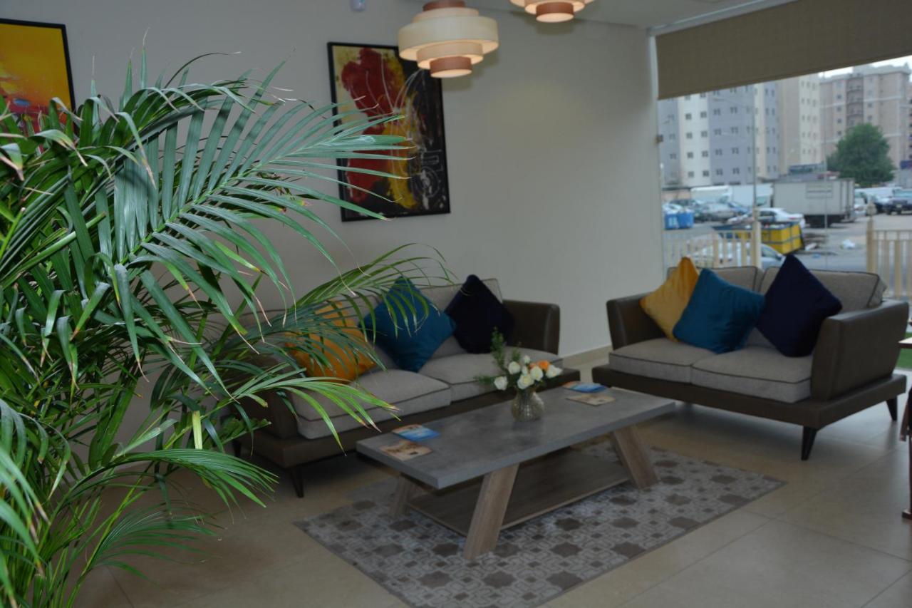 The Lofts Kuwait Fintas Pansiyon Kuveyt Dış mekan fotoğraf